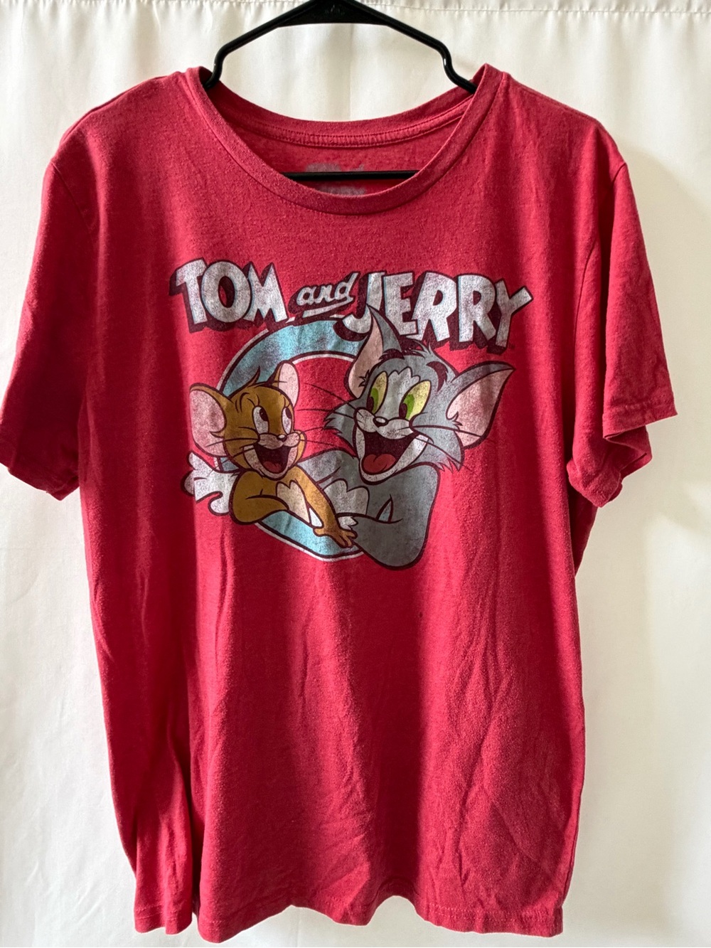 Tom and Jerry XL Red Distressed Graphic T-Shirt